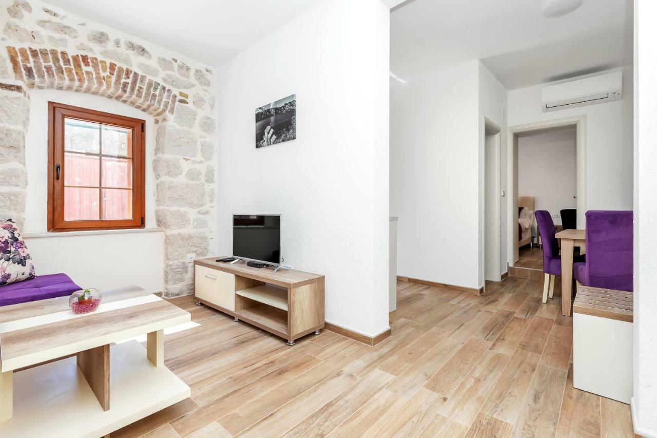 Apartments Mezini 11 Kotor Exterior foto